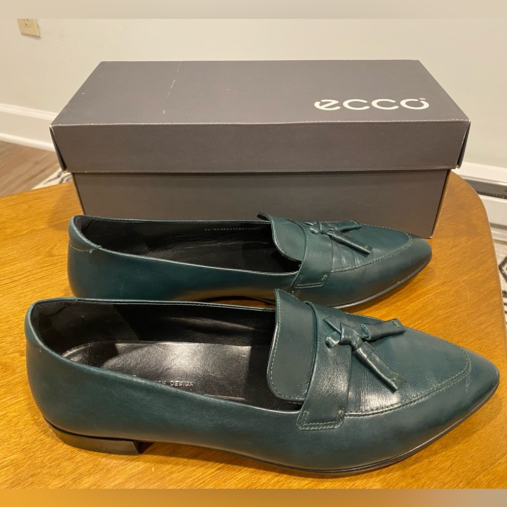 Ecco Shape Pointy Ballerina | 8-8.5 (US) 39 (EU) | Green/Teal